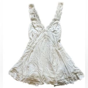 Urban Outfitters Tiffany Lace Trim Minidress, size medium